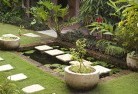 Pagetbali-style-landscaping-13.jpg; ?>